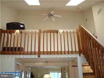 88 Claire Court - Photo 2 of 9