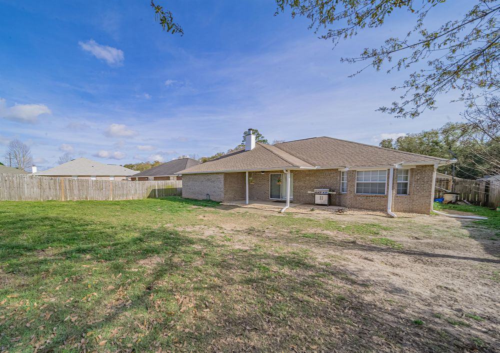 6425 Sarasota Street - Photo 2 of 10