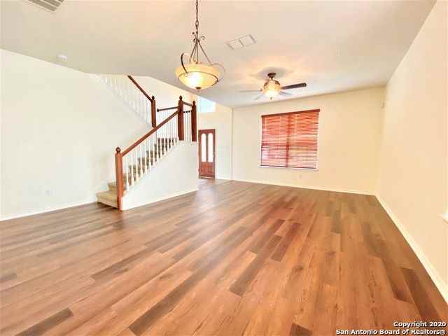 11015 Mustang Spring - Photo 3 of 23