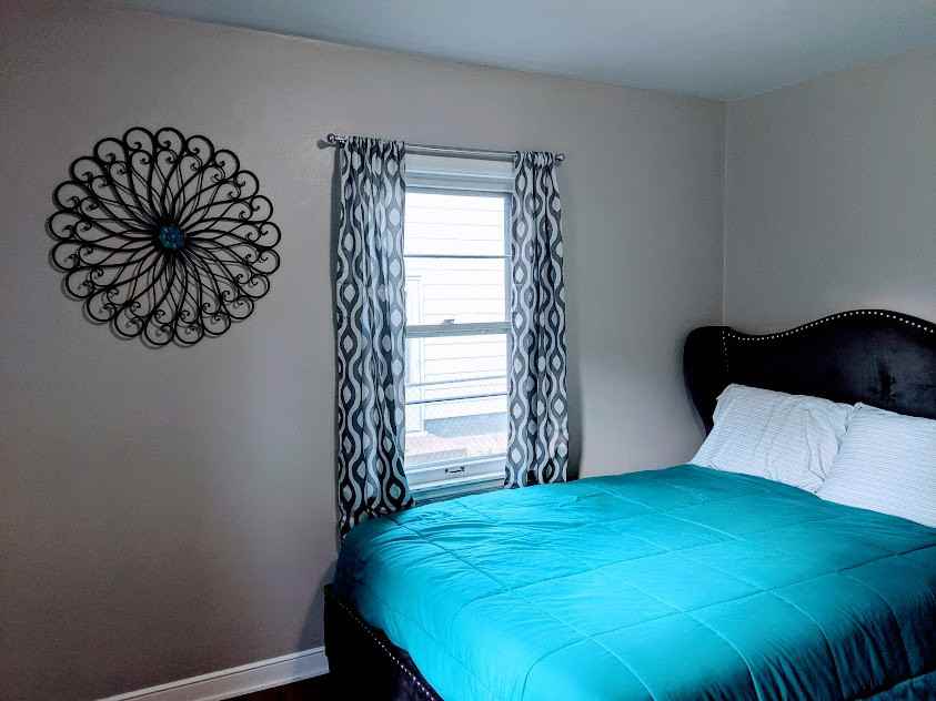 1290 Farrington Street - Photo 3 of 15