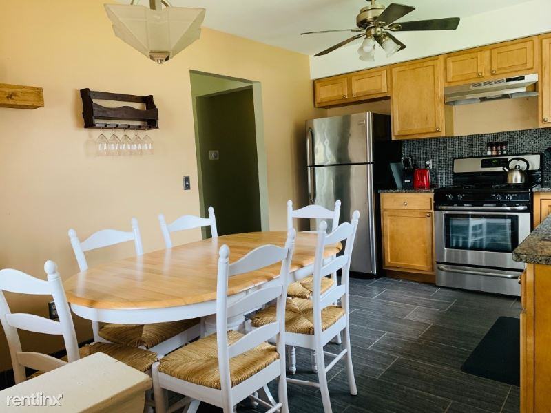 2010 Guthrie Ave - Photo 2 of 13