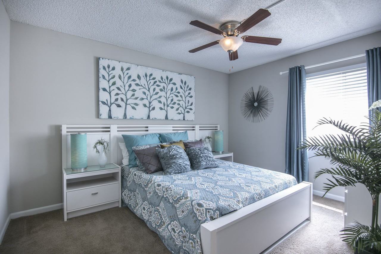 Gateway On 4th - Photo 2 of 28