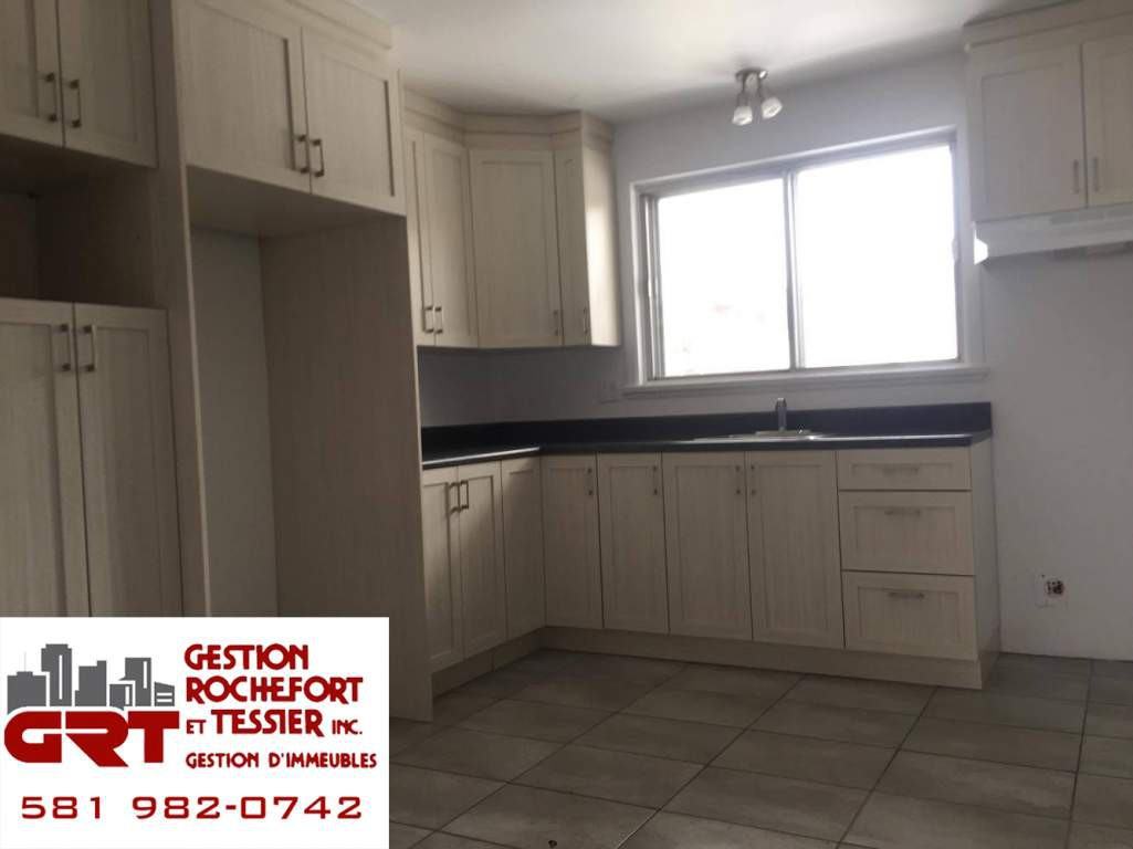 784 Rue de Rougemont - Photo 2 of 6