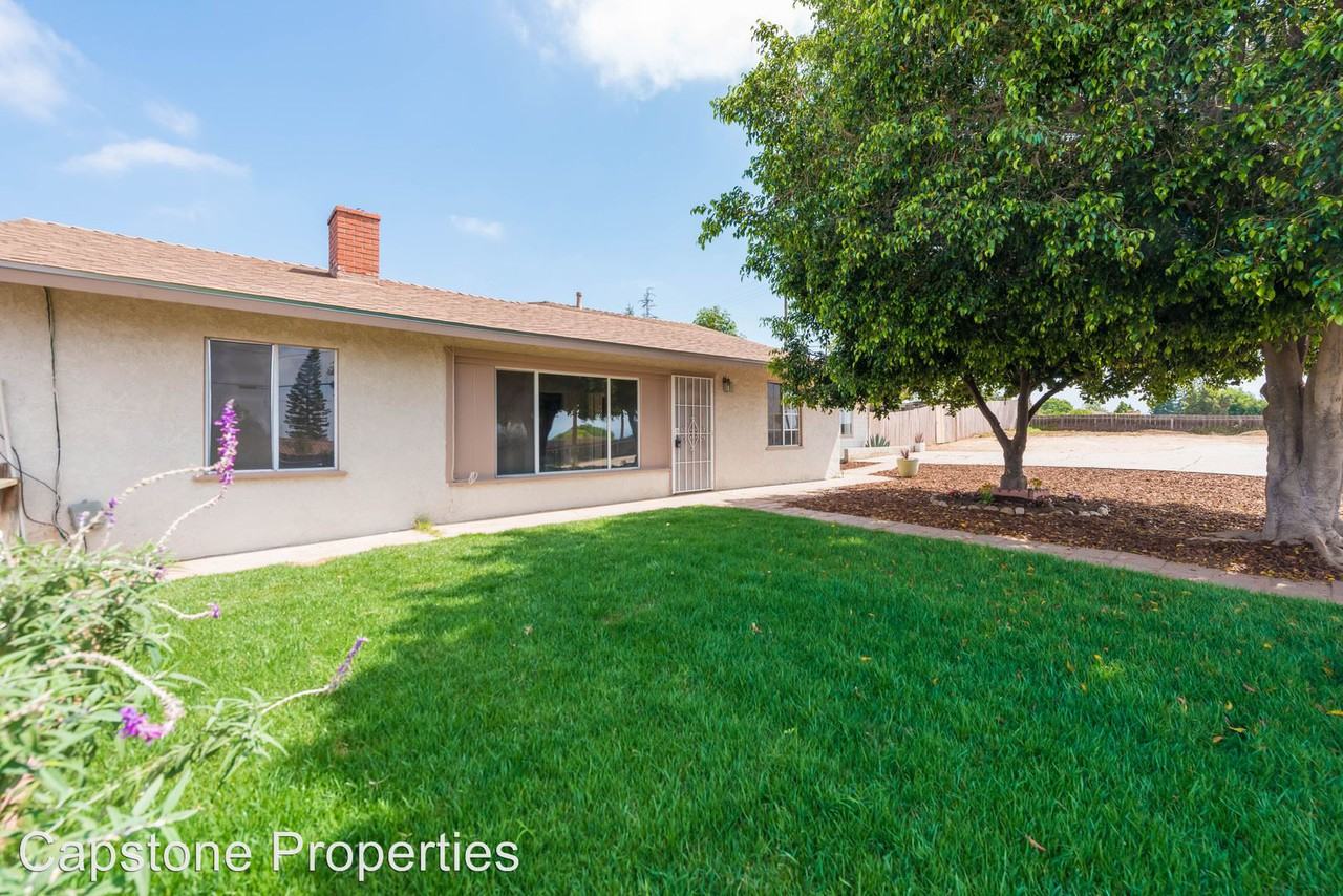 1456 E. Fallbrook Street, Fallbrook, CA 92028 Apartment for Rent