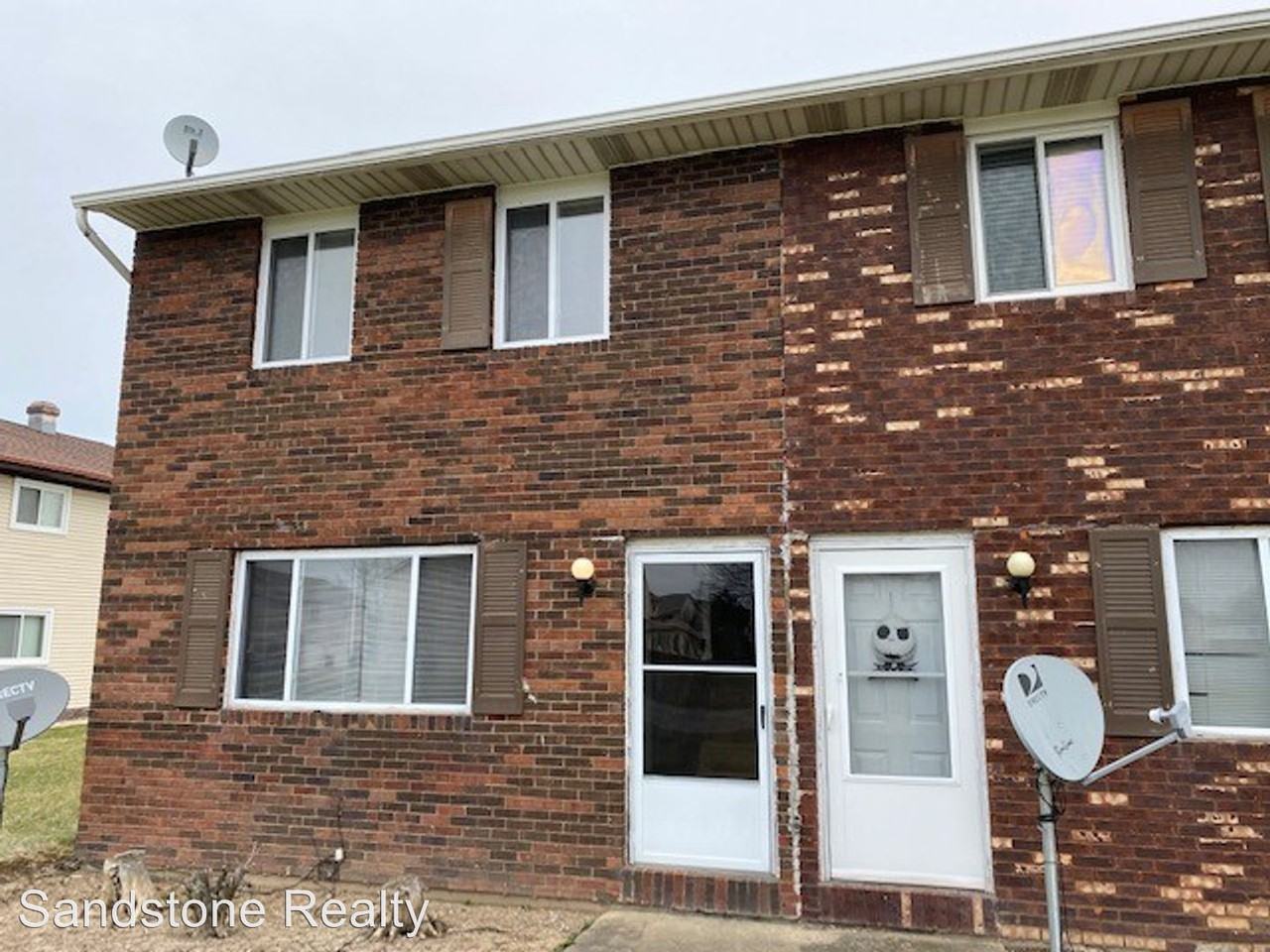 247 Brunswick Dr - Photo 2 of 16