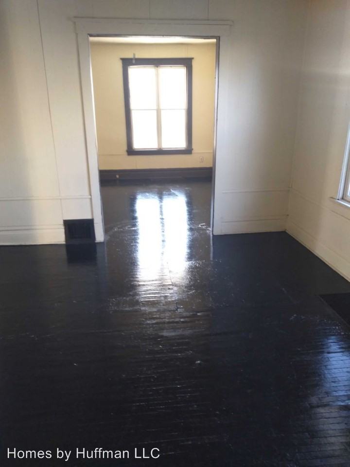 842 Lincoln Avenue - Photo 2 of 3