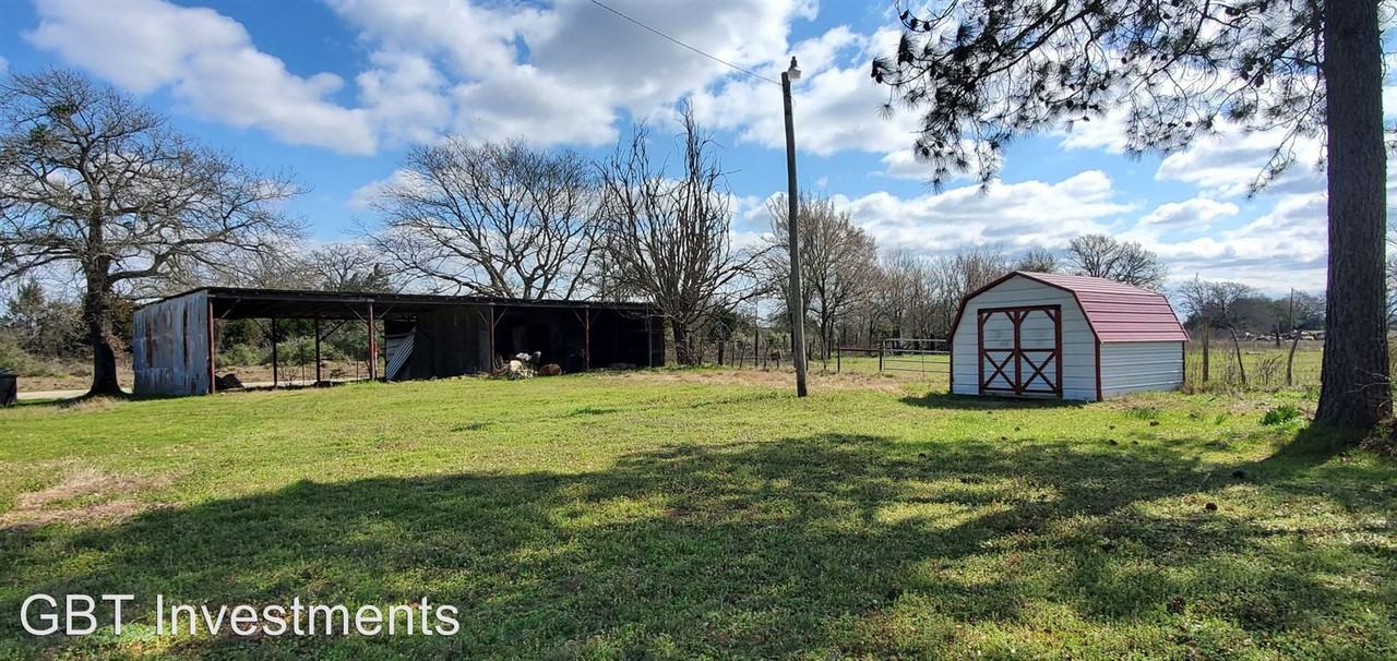 1240 Fm 39 N - Photo 3 of 18