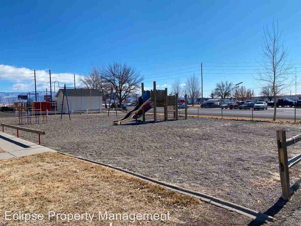 1800 Main St - Photo 3 of 12