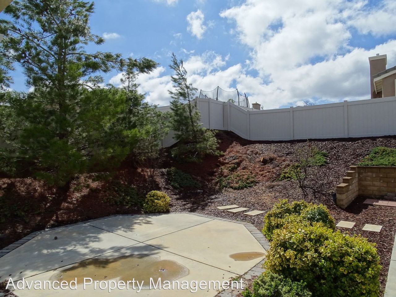 1406 Alder Ave - Photo 3 of 3