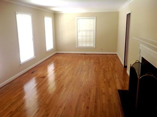 1403 Georgia Ave - Photo 3 of 10