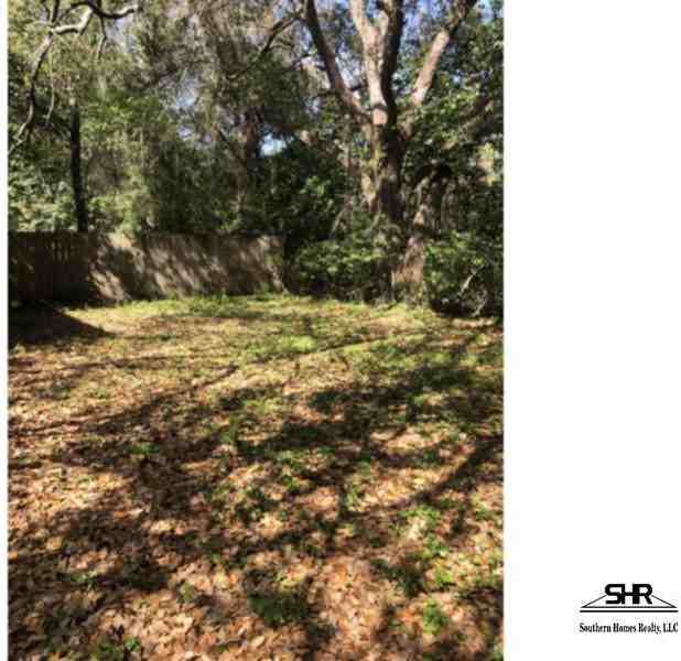 4516 Montclair Rd - Photo 2 of 4