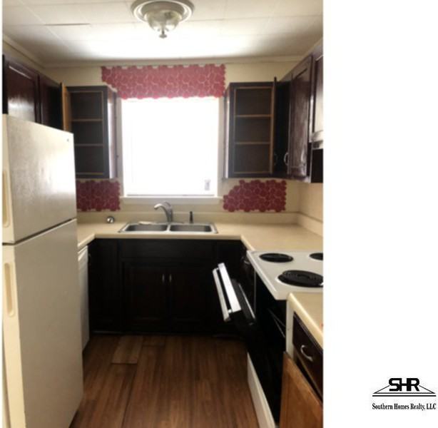 4516 Montclair Rd - Photo 3 of 4