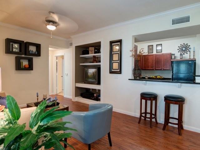 Reserve at Woodbridge - Photo 3 of 26