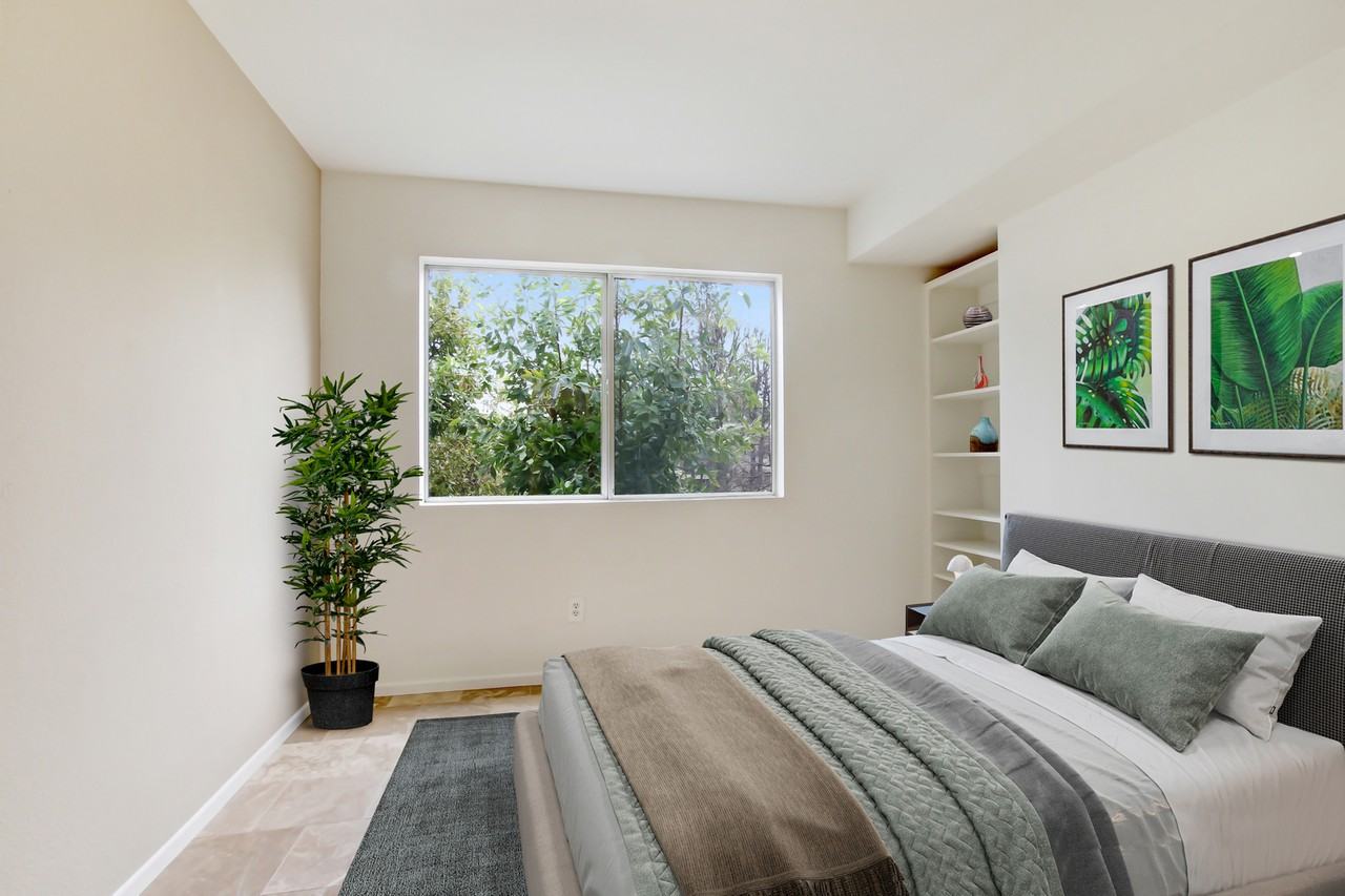 Sophia Ridge - Photo 4 of 36