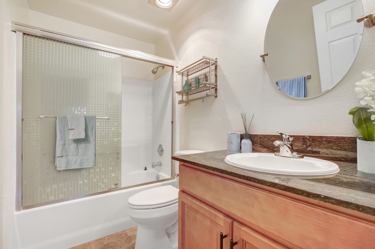 Sophia Ridge - Photo 5 of 36