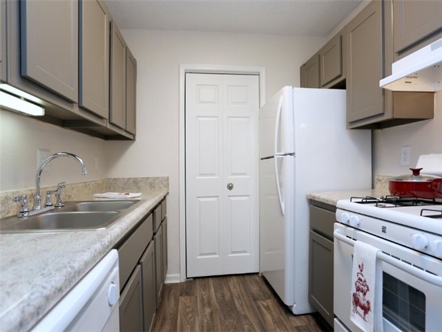 The Falls at Sope Creek - Photo 2 of 52