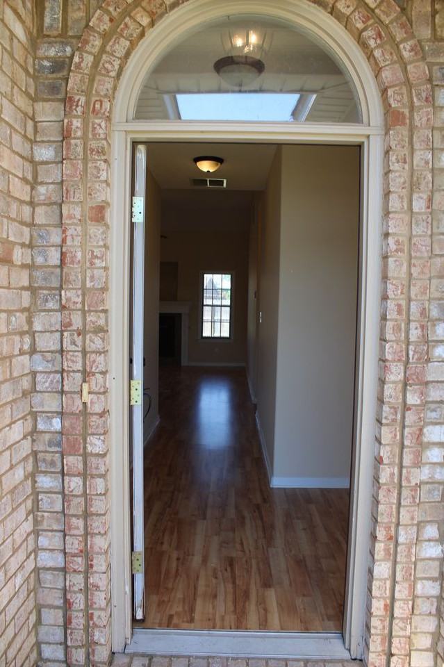 902 Horton Cut - Photo 2 of 17