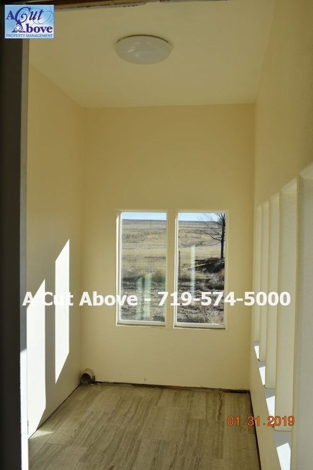 14520 Squirrel Creek Pl - Photo 2 of 20