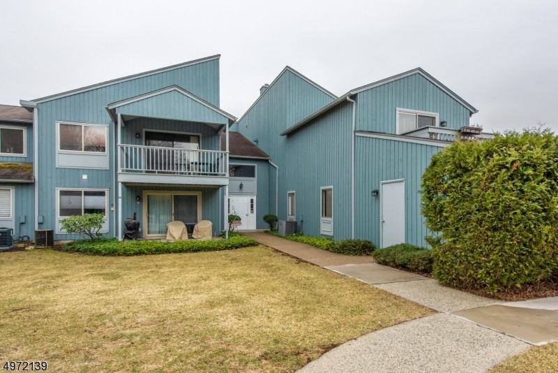 94 Drake Ln - Photo 2 of 22