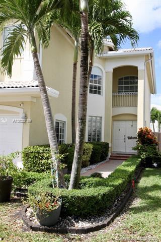 7060 NW 107th Pl - Photo 2 of 32