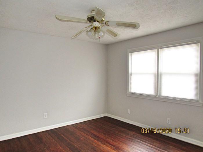 301 North 7th Avenue - Photo 3 of 12