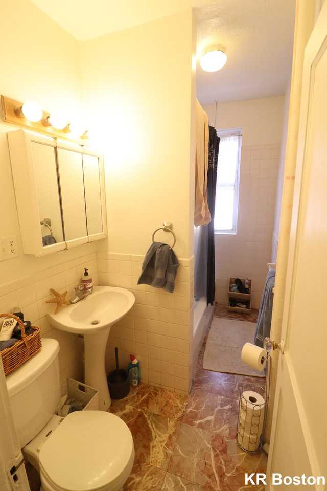 10 Scottfield Road #7