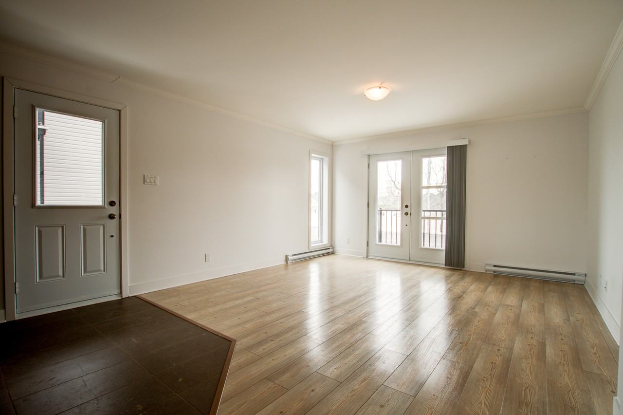 142 Boulevard de Maple Grove - Photo 3 of 7
