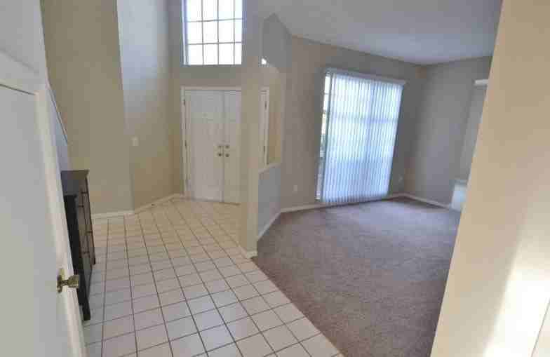 27124 Sea Breeze Way - Photo 2 of 9