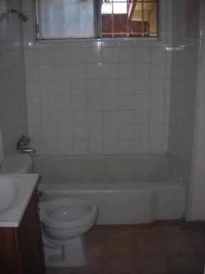 7919 Salt Lake Ave - Photo 2 of 3