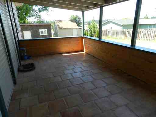 863 N Jefferson St - Photo 2 of 22