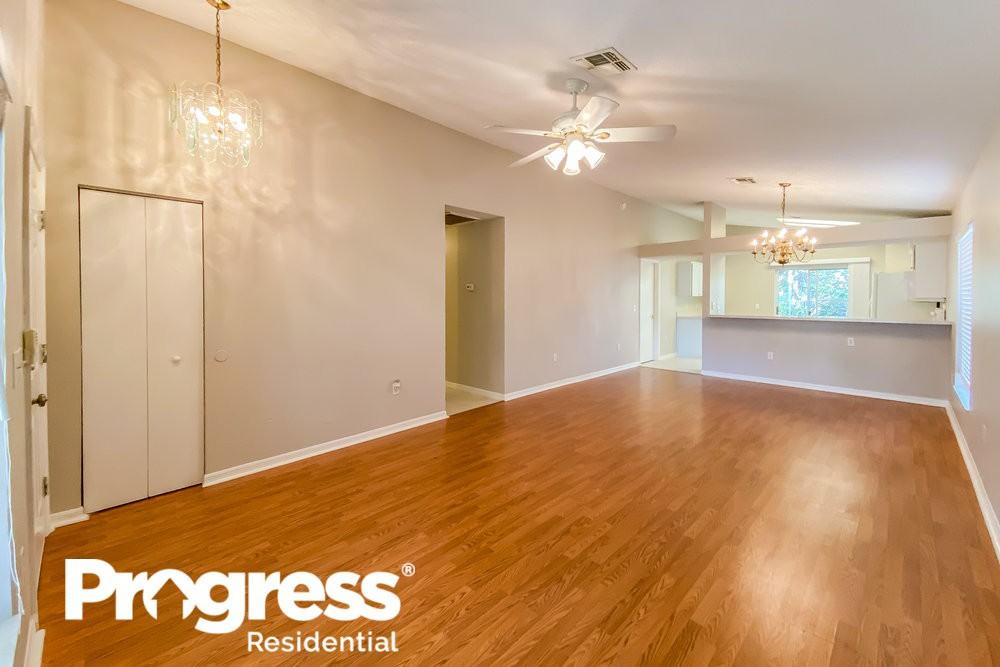 7830 Barclay Rd - Photo 3 of 19