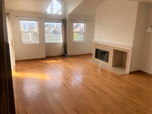 111 Carnelian Road - Photo 3 of 23