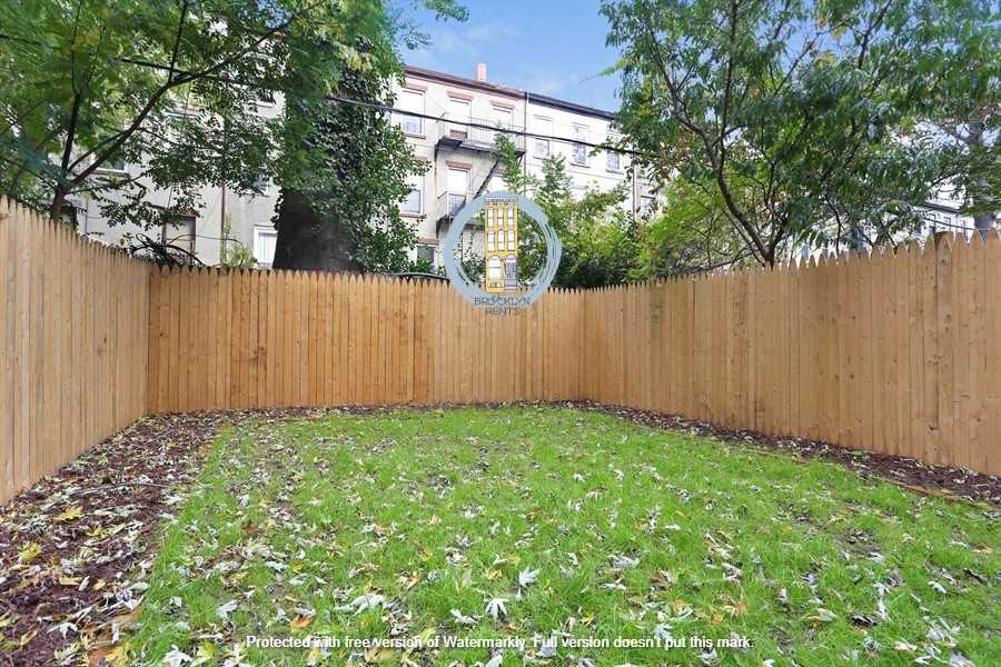 91 Macon Street #B11