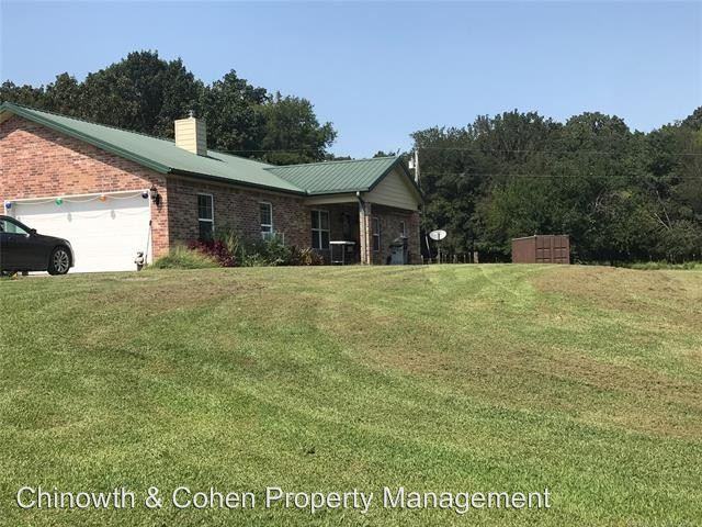 32381 S Hwy 82 - Photo 2 of 12