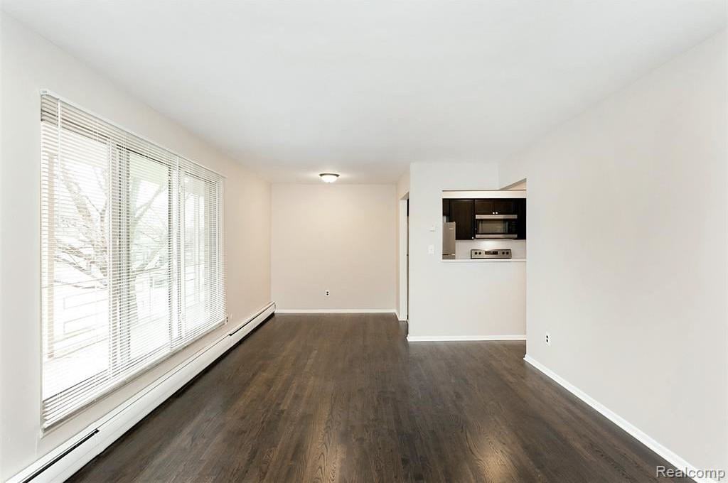 3314 Greenfield Rd - Photo 2 of 6