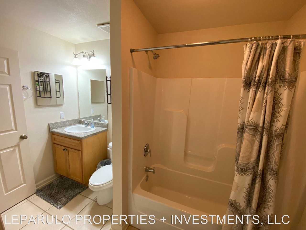 660 W Georgia Street - Photo 3 of 8