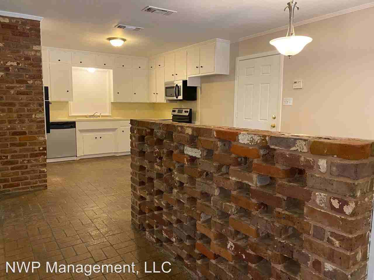 1521 E Don St. - Photo 3 of 25