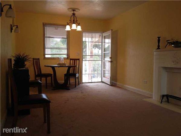 756 N 17th Ave - Photo 3 of 7