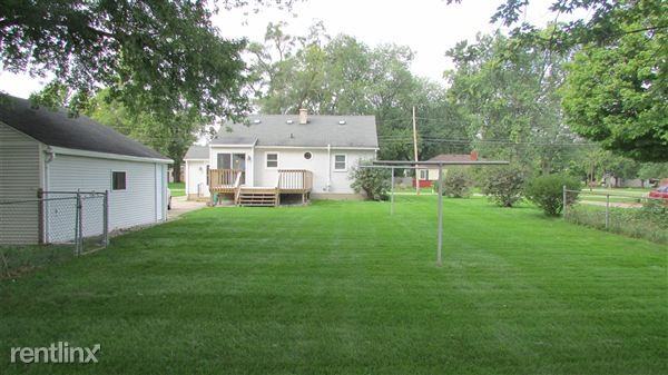 7716 Sally Dr - Photo 2 of 13