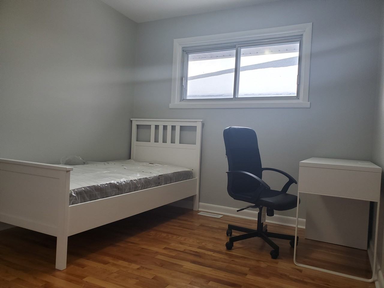 Baseline Rd & Centrepointe Dr - Photo 3 of 8