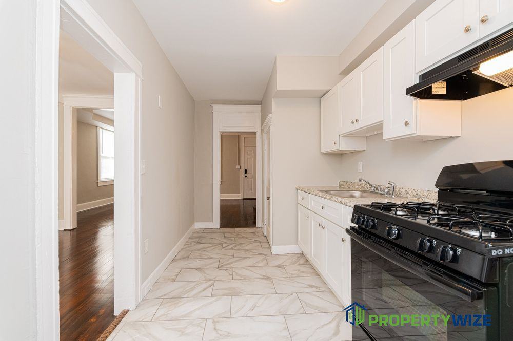 401 East Cold Spring Lane - Photo 2 of 20