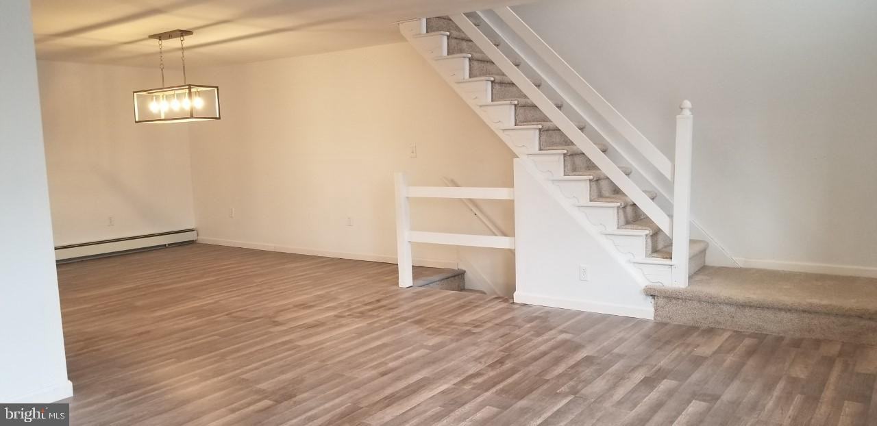 507 School Street - Photo 3 of 23