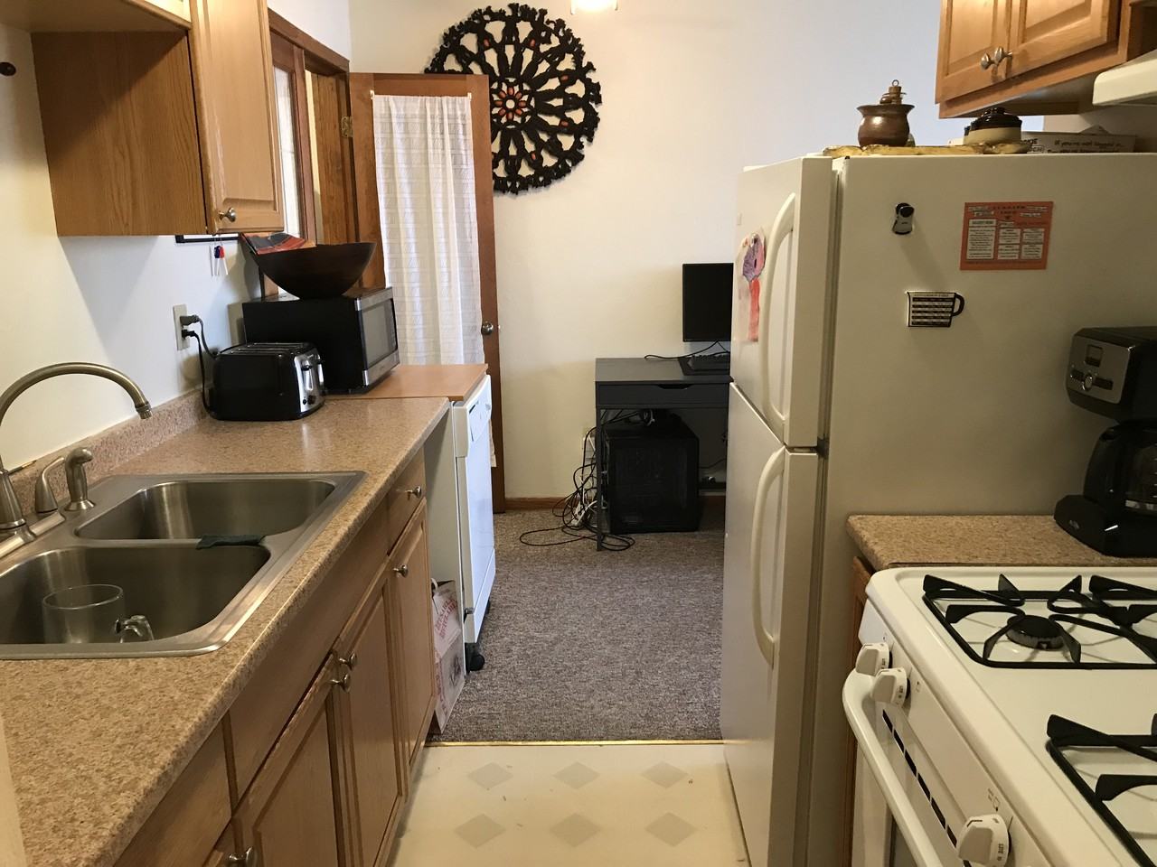 310 Southeast 8th Street - Photo 2 of 7