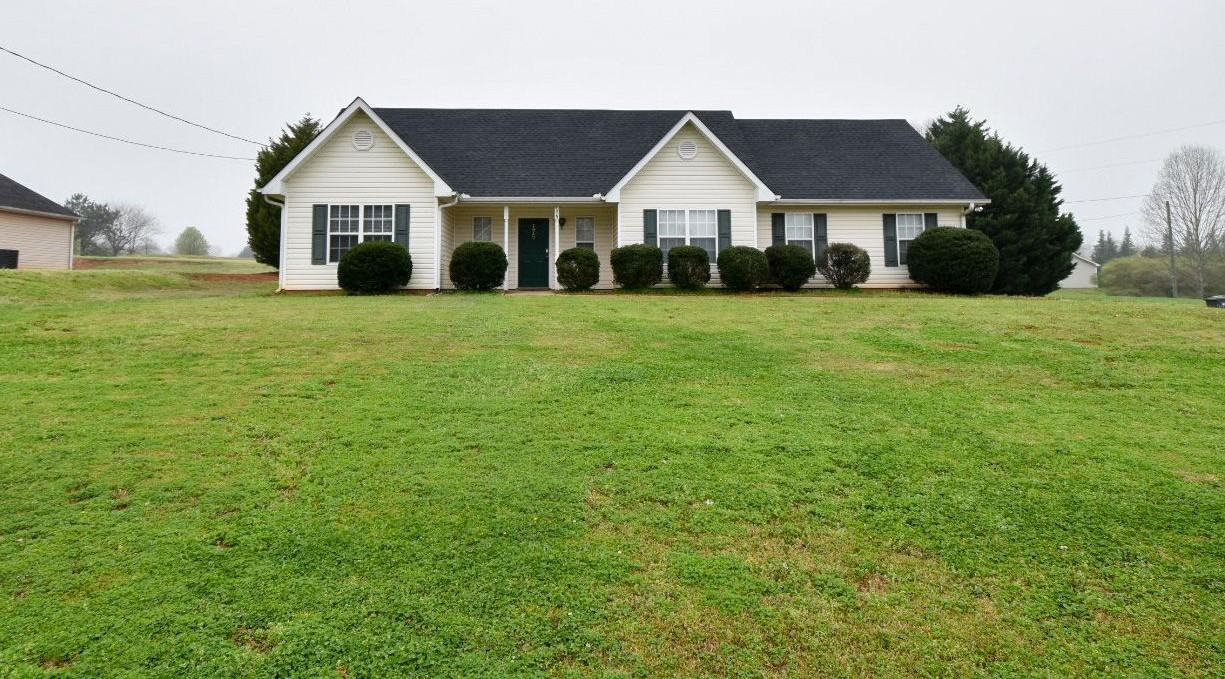 How Old Do You Have To Be To Rent A House