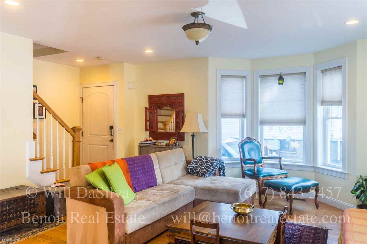 64 Bow St