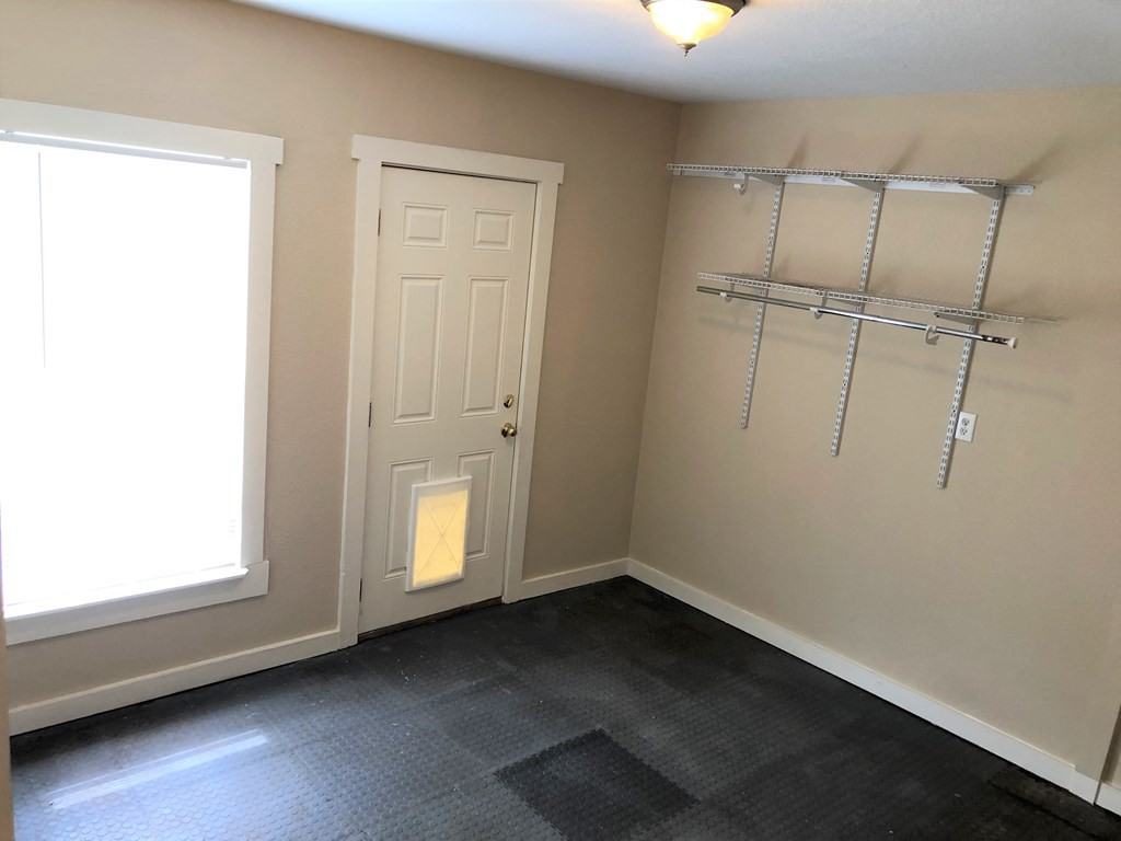 1905 W Twohig Ave - Photo 3 of 13