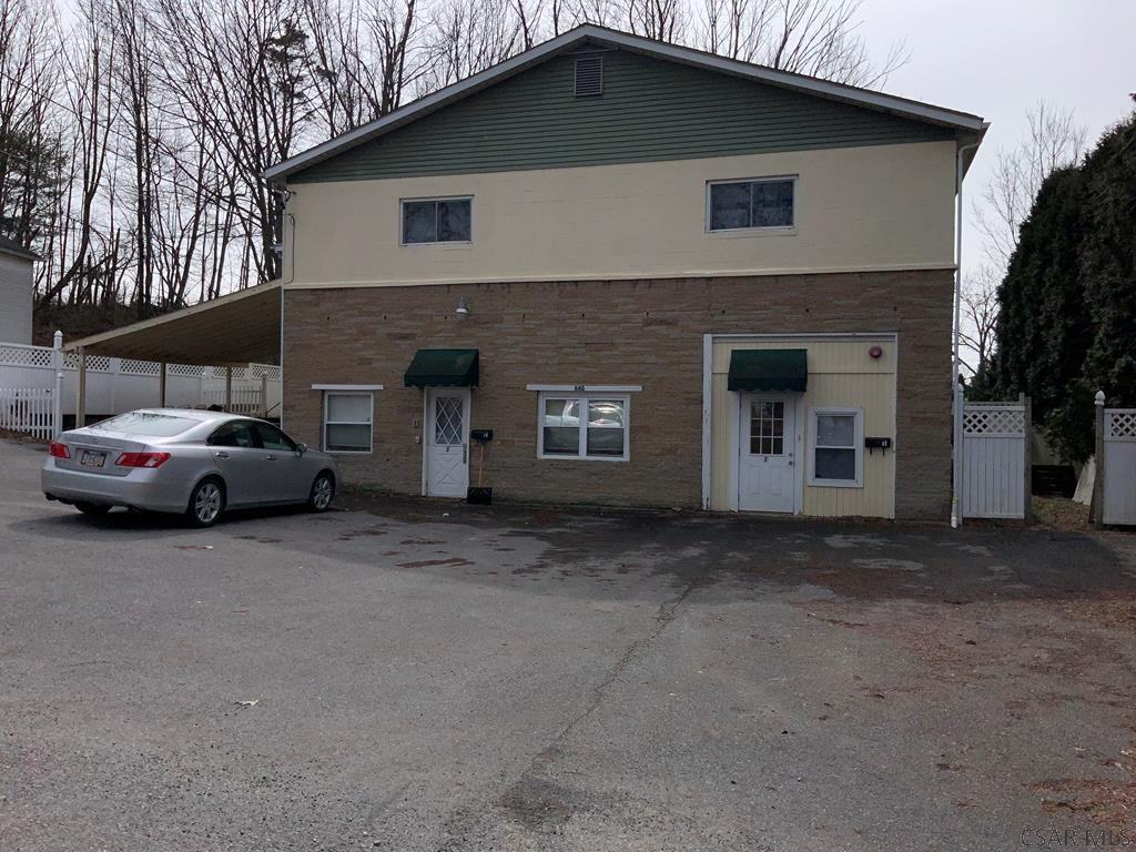 640 Evergreen St - Photo 3 of 7