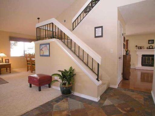 454 Smoky Cir - Photo 3 of 12