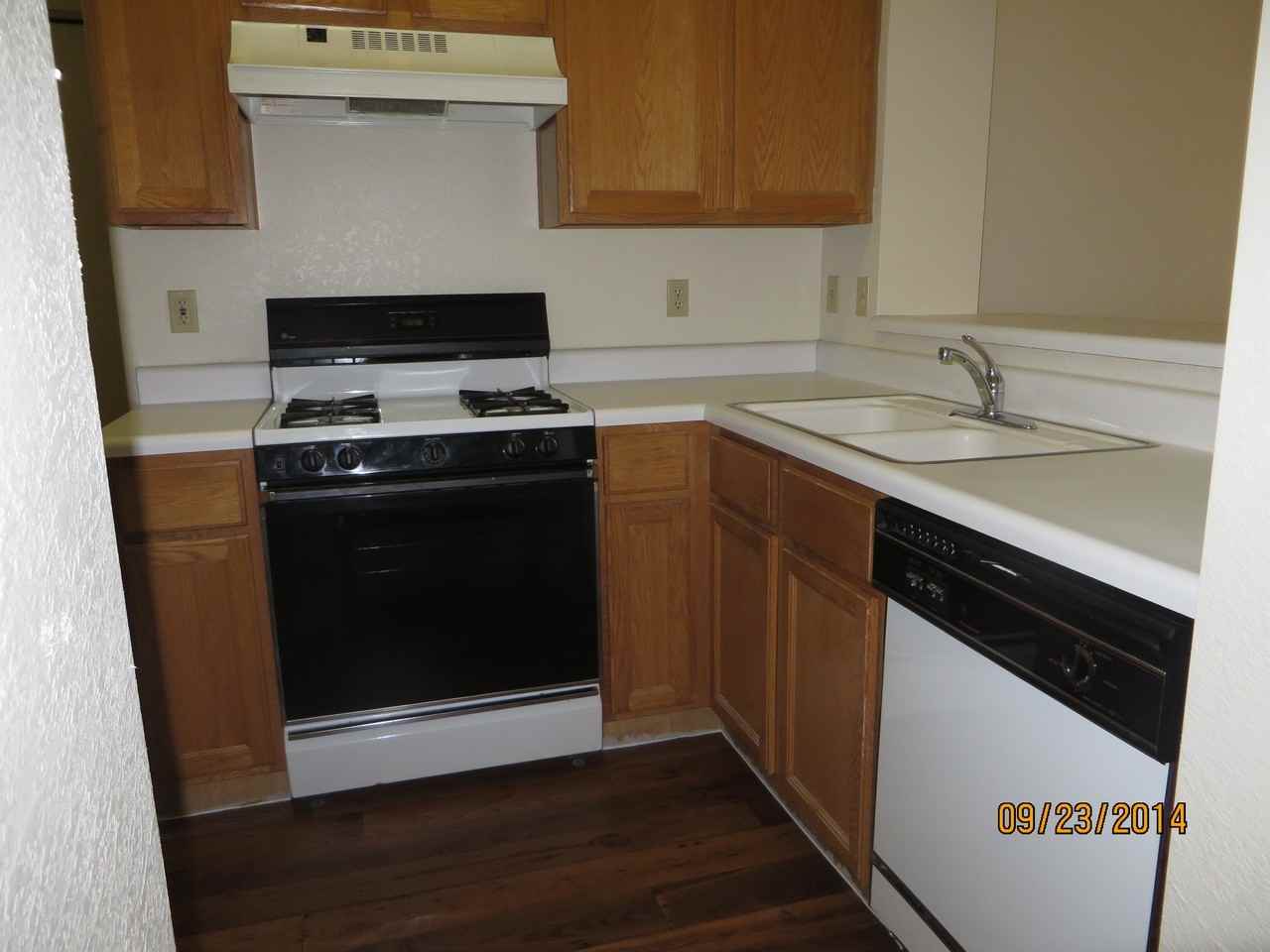 2571 W Drachman St - Photo 3 of 9