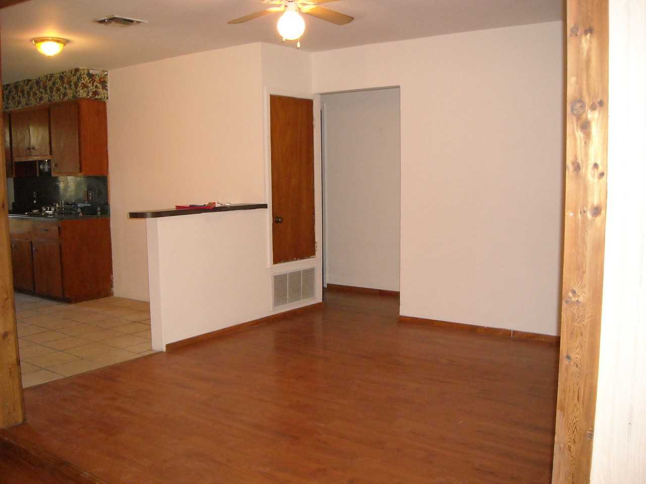 2474 Ave A - Photo 3 of 4